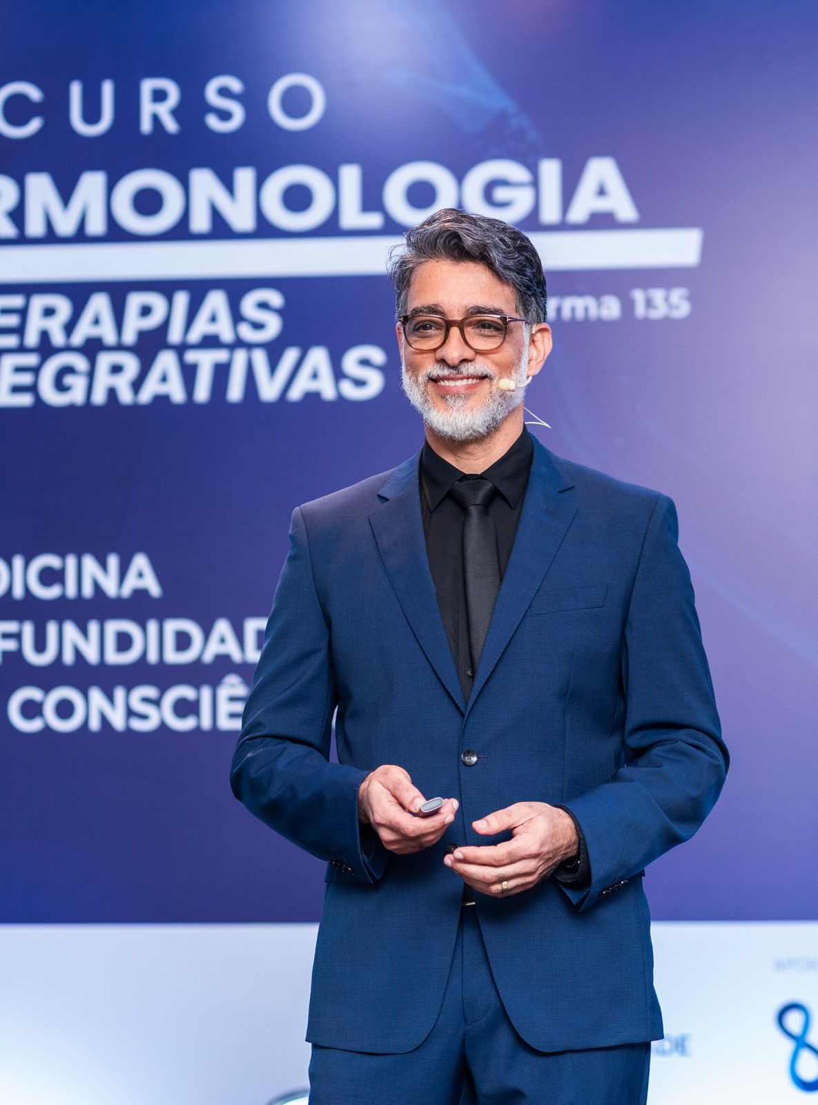 Retrato profissional do Dr. Humberto Portella